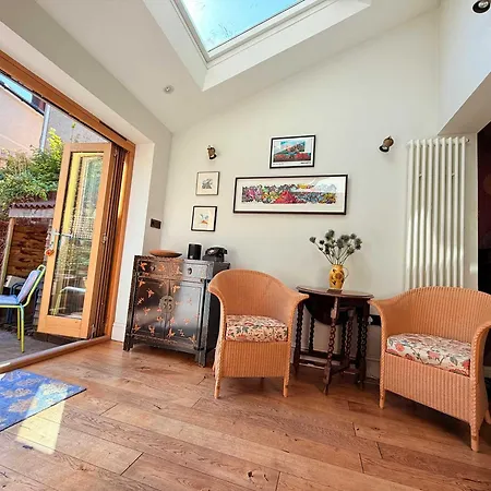 Σπίτι διακοπών Charming Victorian House With Garden Μπρίστολ