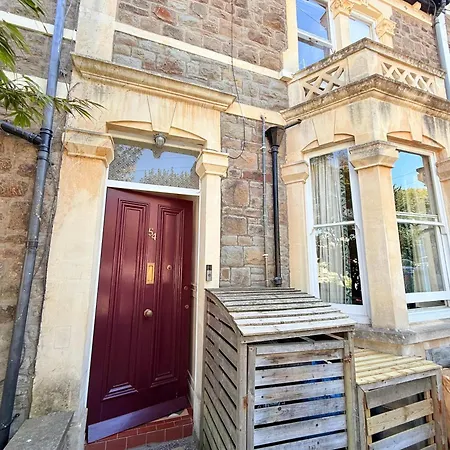 Charming Victorian House With Garden Сasa de vacaciones